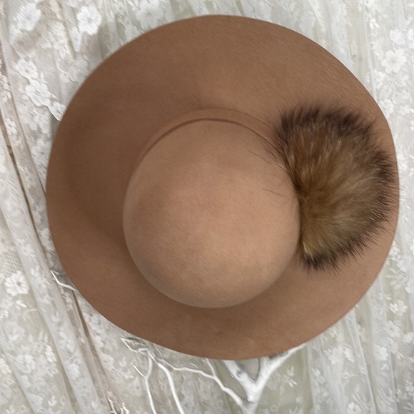 Beautiful Camel Felt Winter Hat with Real Fur Accent - Picture 6 of 8